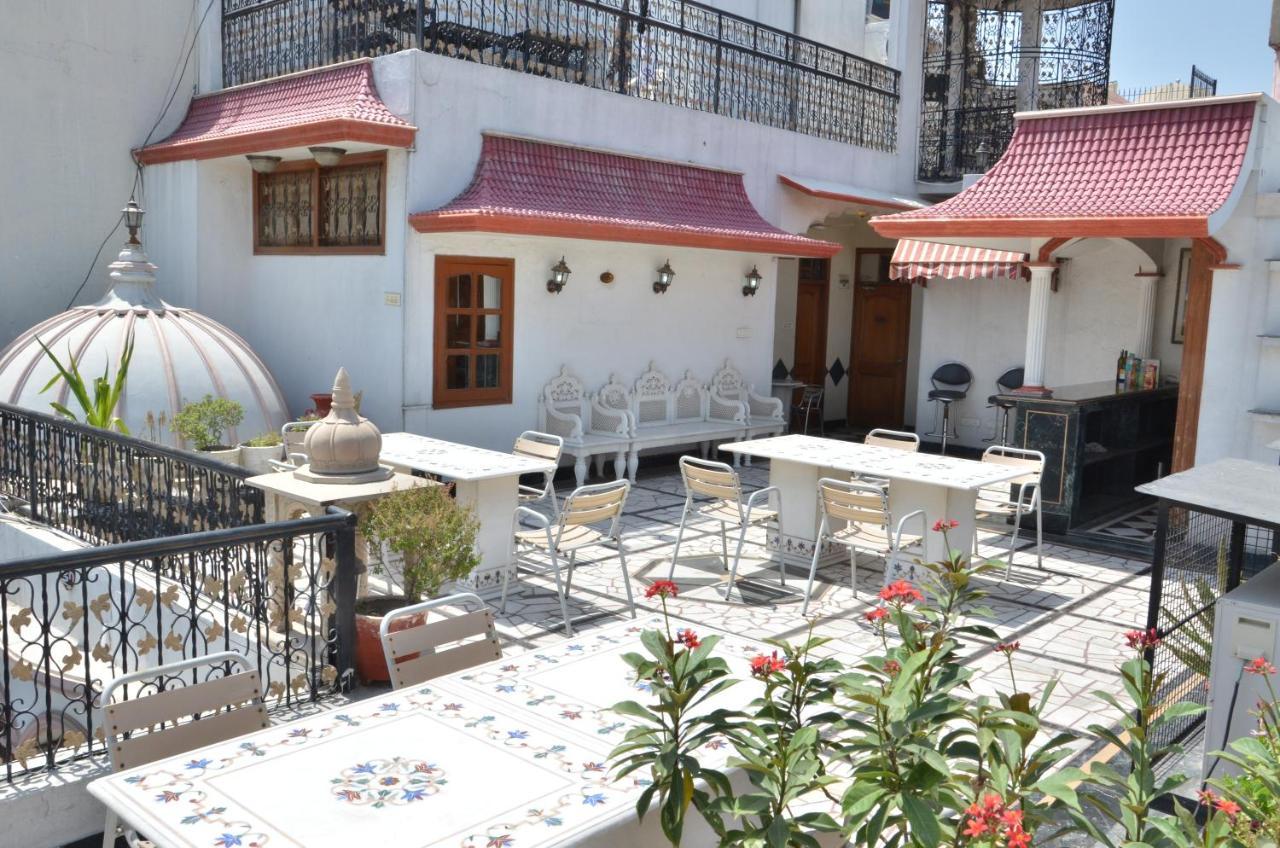 Bajaj Indian Home Stay New Delhi Exterior photo